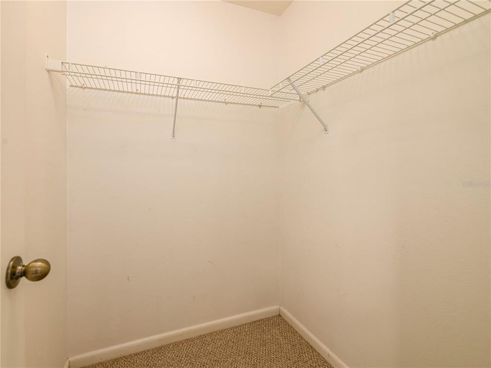 For Rent: $2,200 (3 beds, 2 baths, 1728 Square Feet)