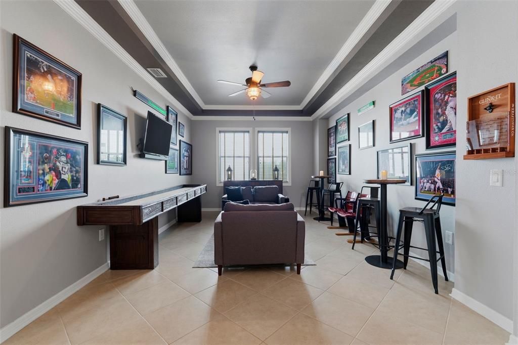 For Sale: $899,000 (5 beds, 4 baths, 4044 Square Feet)