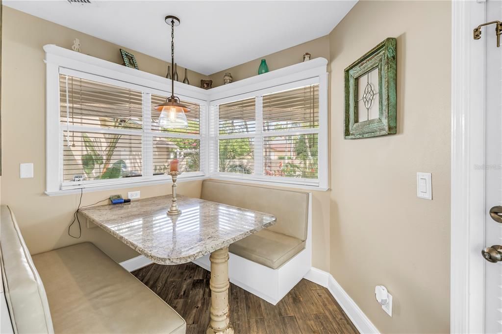 For Sale: $1,300,000 (4 beds, 2 baths, 3462 Square Feet)