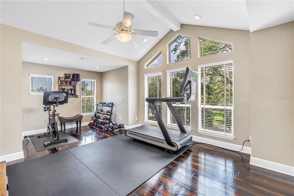 For Sale: $1,300,000 (4 beds, 2 baths, 3462 Square Feet)