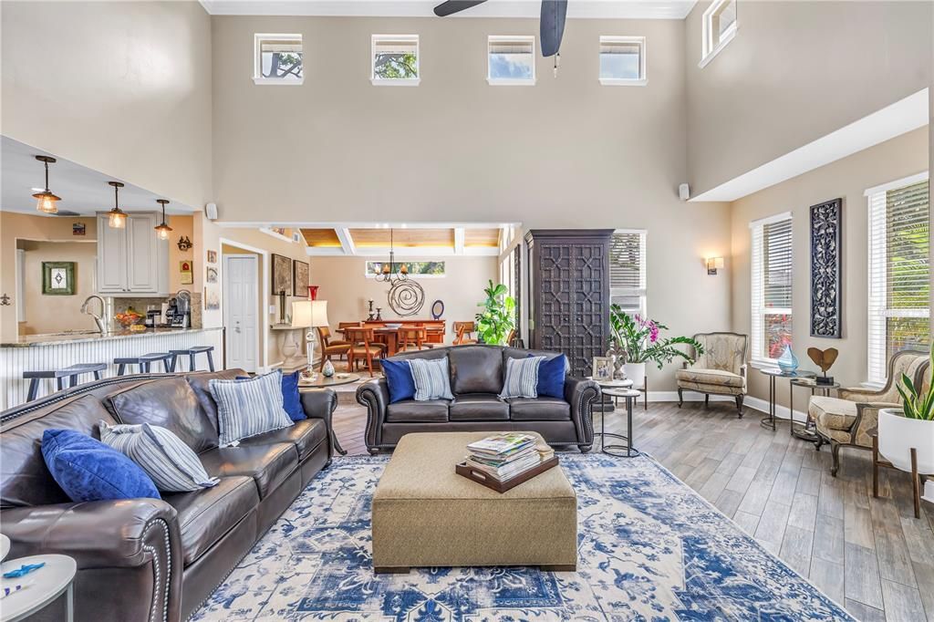 For Sale: $1,300,000 (4 beds, 2 baths, 3462 Square Feet)