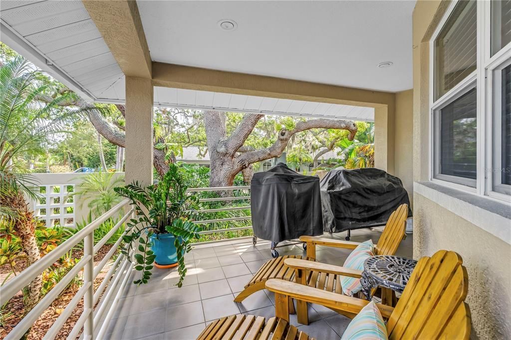 For Sale: $1,300,000 (4 beds, 2 baths, 3462 Square Feet)