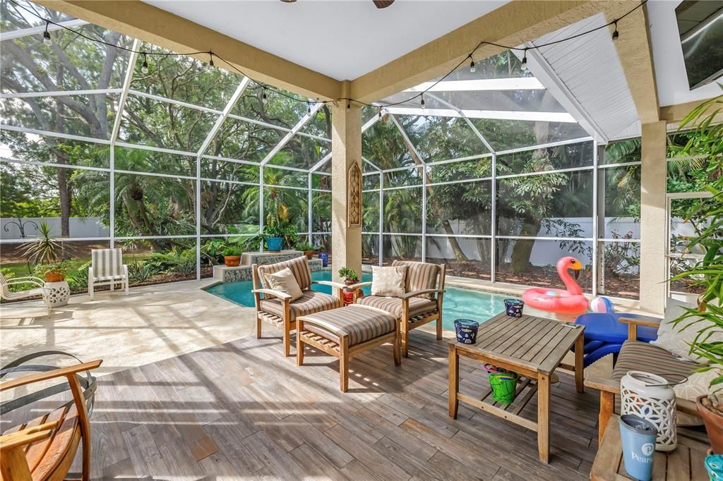 For Sale: $1,300,000 (4 beds, 2 baths, 3462 Square Feet)