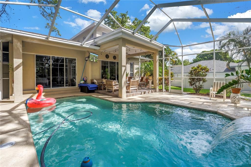 For Sale: $1,300,000 (4 beds, 2 baths, 3462 Square Feet)