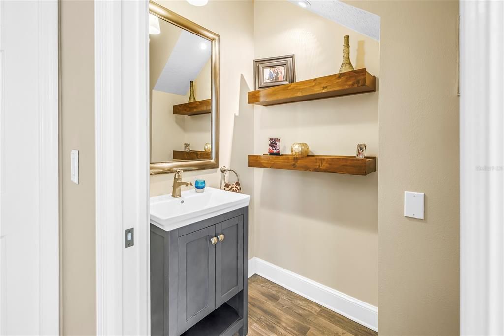 For Sale: $1,300,000 (4 beds, 2 baths, 3462 Square Feet)