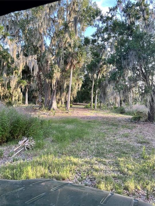 На продажу: $645,000 (20.33 acres)