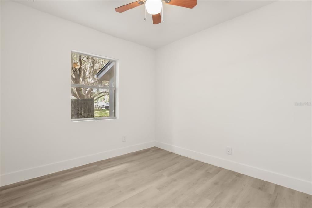 For Sale: $339,000 (3 beds, 2 baths, 1293 Square Feet)