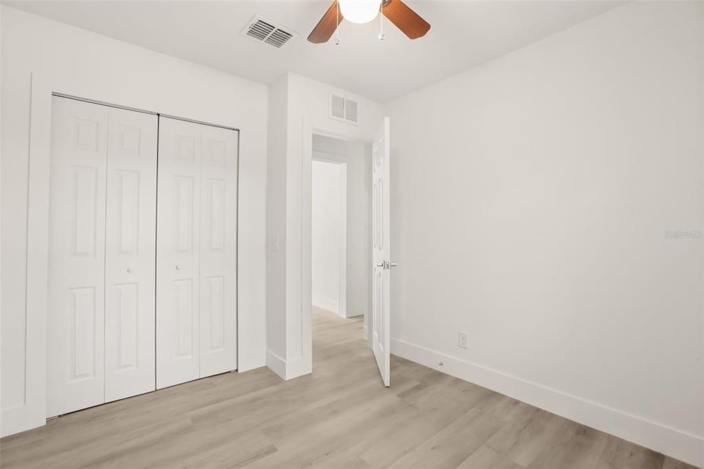 For Sale: $339,000 (3 beds, 2 baths, 1293 Square Feet)