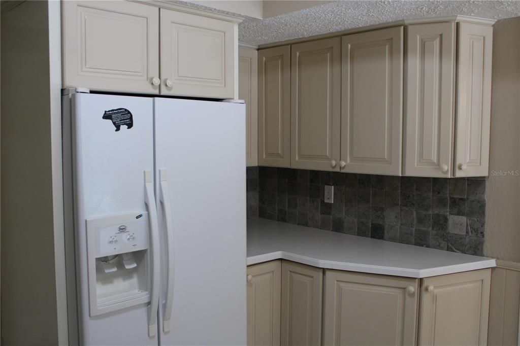 For Rent: $3,195 (4 beds, 2 baths, 2031 Square Feet)