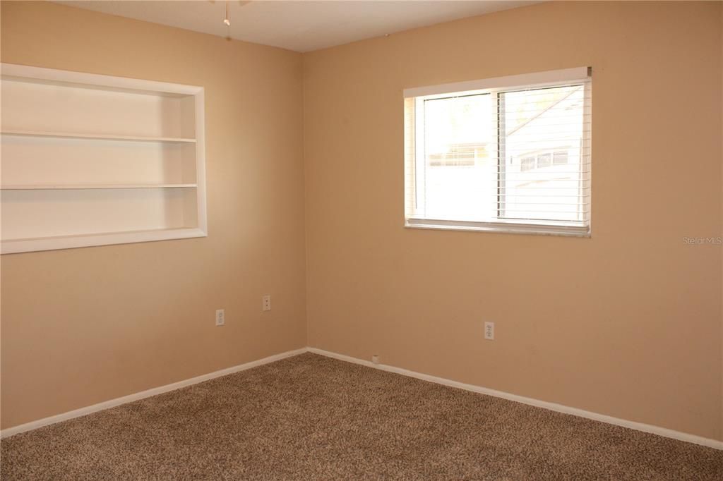 For Rent: $3,195 (4 beds, 2 baths, 2031 Square Feet)