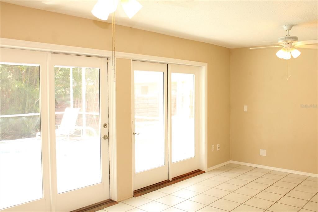 For Rent: $3,195 (4 beds, 2 baths, 2031 Square Feet)