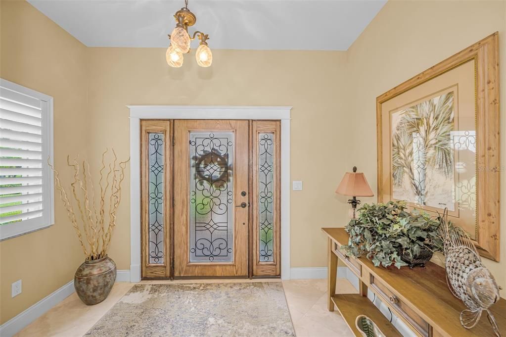 En Venta: $1,795,000 (3 camas, 2 baños, 2421 Pies cuadrados)