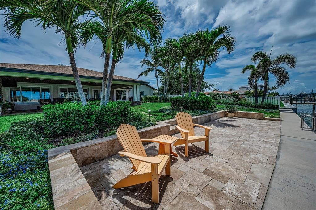 En Venta: $1,795,000 (3 camas, 2 baños, 2421 Pies cuadrados)
