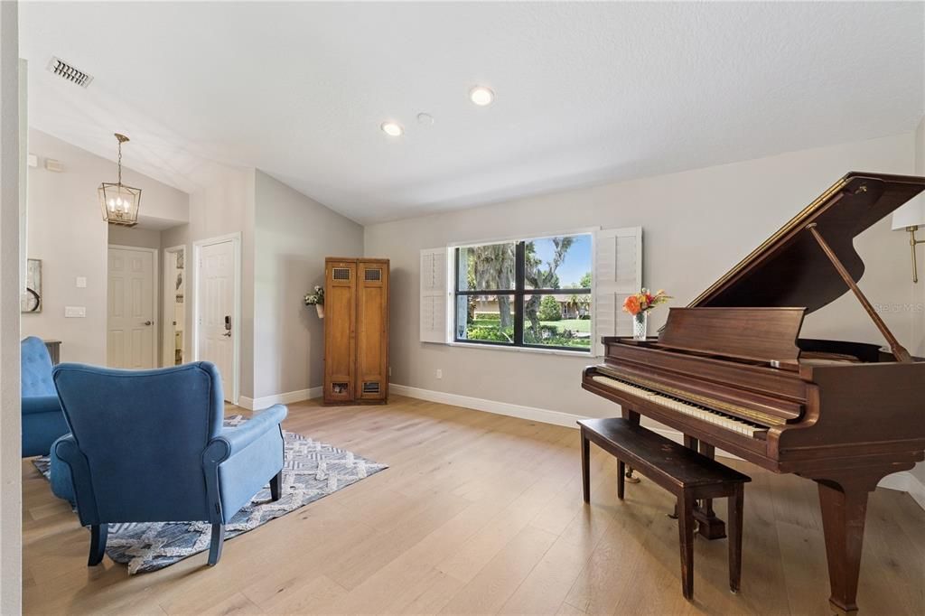 For Sale: $675,000 (4 beds, 2 baths, 2026 Square Feet)