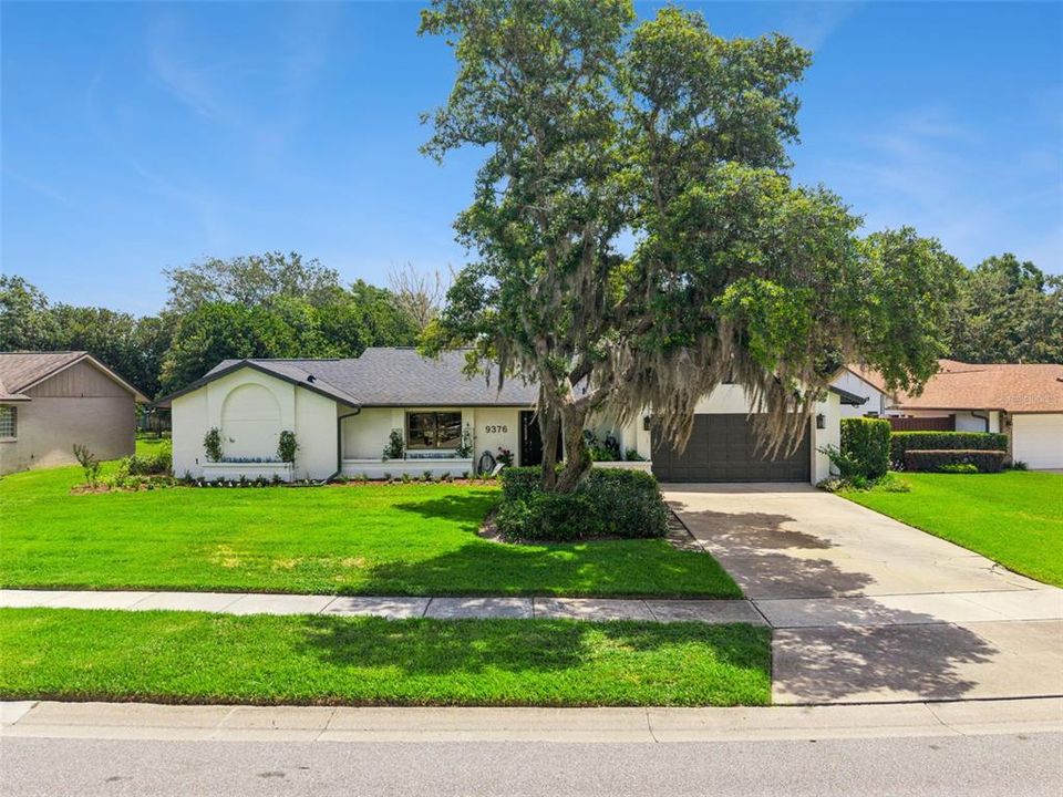For Sale: $675,000 (4 beds, 2 baths, 2026 Square Feet)