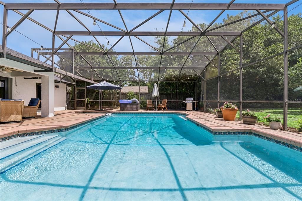 For Sale: $675,000 (4 beds, 2 baths, 2026 Square Feet)