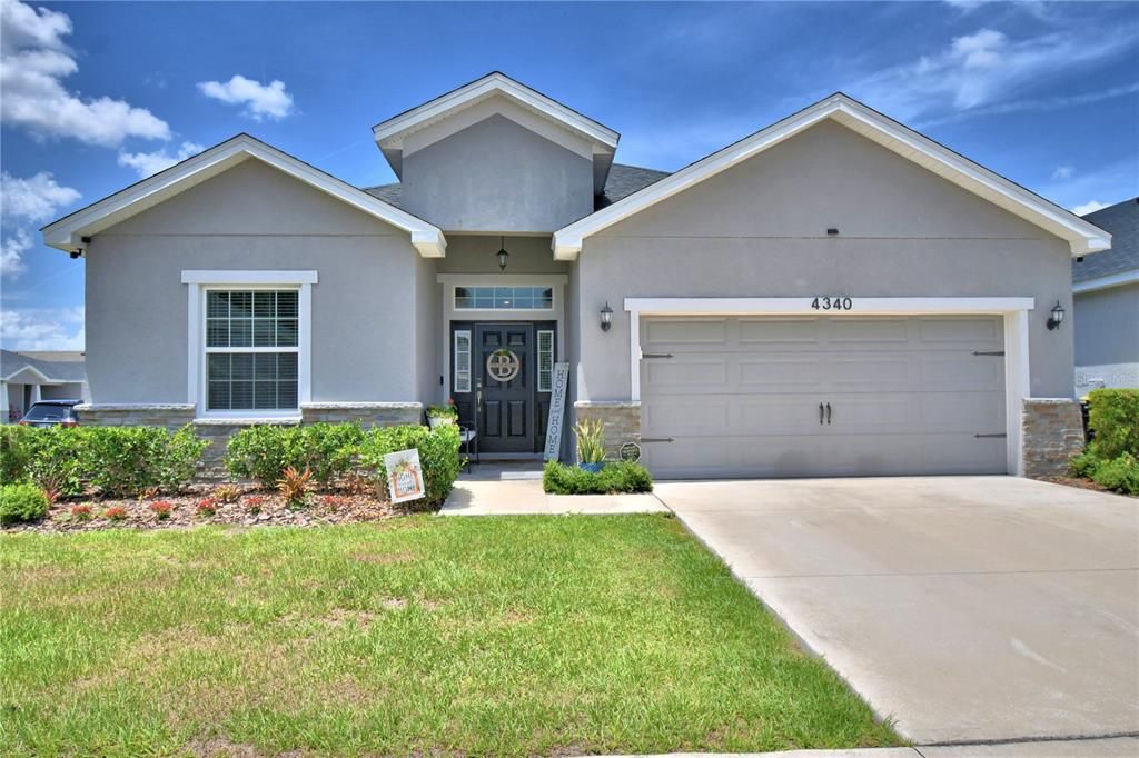For Sale: $369,000 (4 beds, 2 baths, 2062 Square Feet)