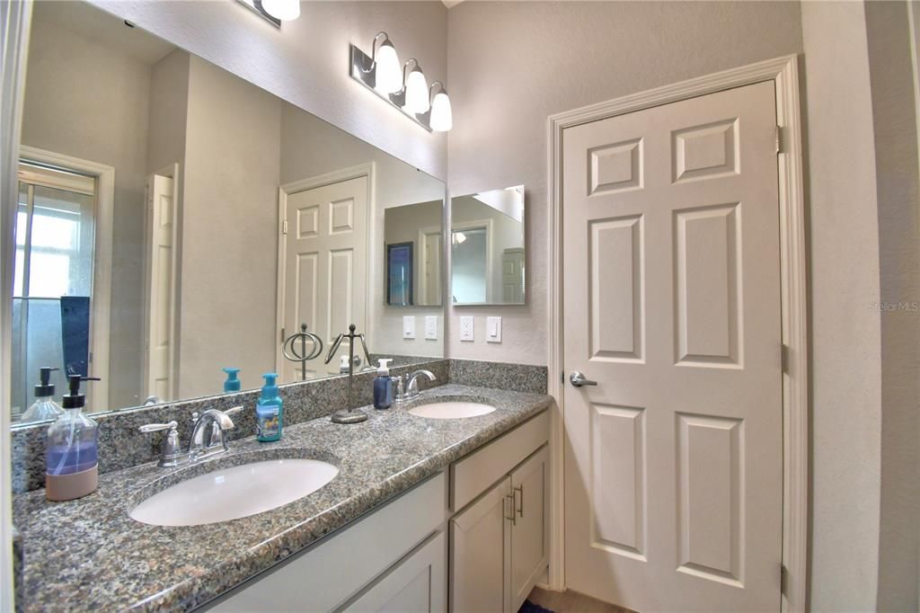 For Sale: $369,000 (4 beds, 2 baths, 2062 Square Feet)