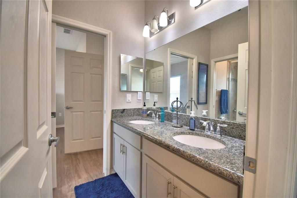 For Sale: $369,000 (4 beds, 2 baths, 2062 Square Feet)