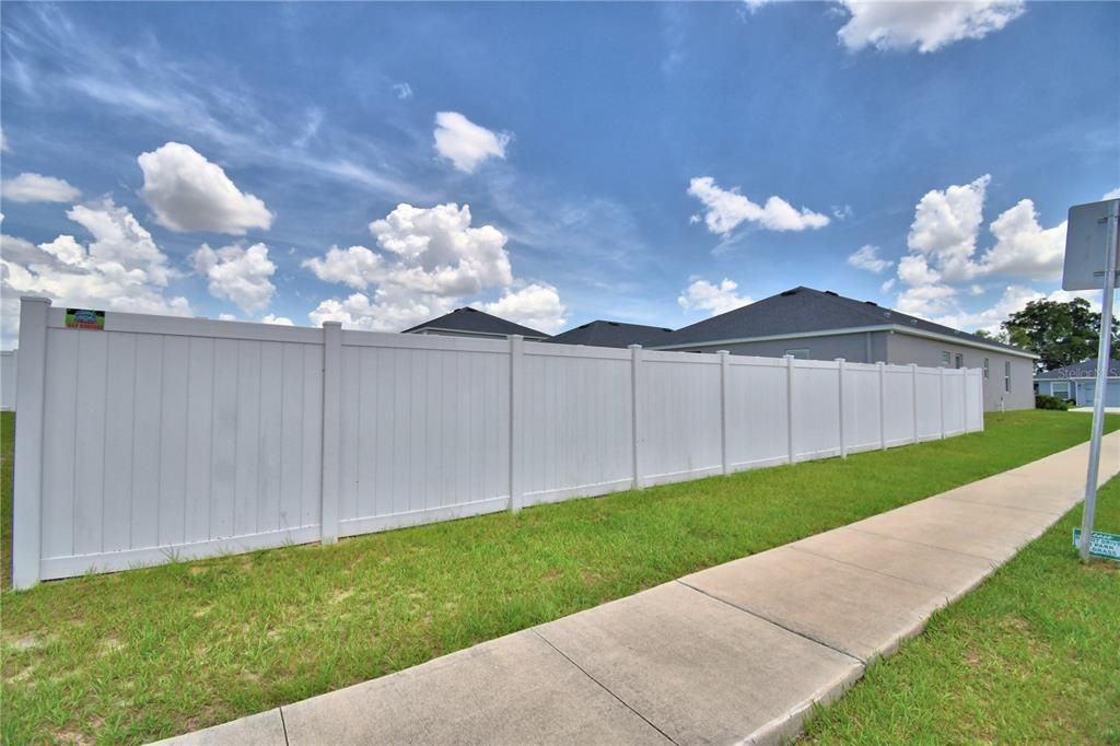 For Sale: $369,000 (4 beds, 2 baths, 2062 Square Feet)