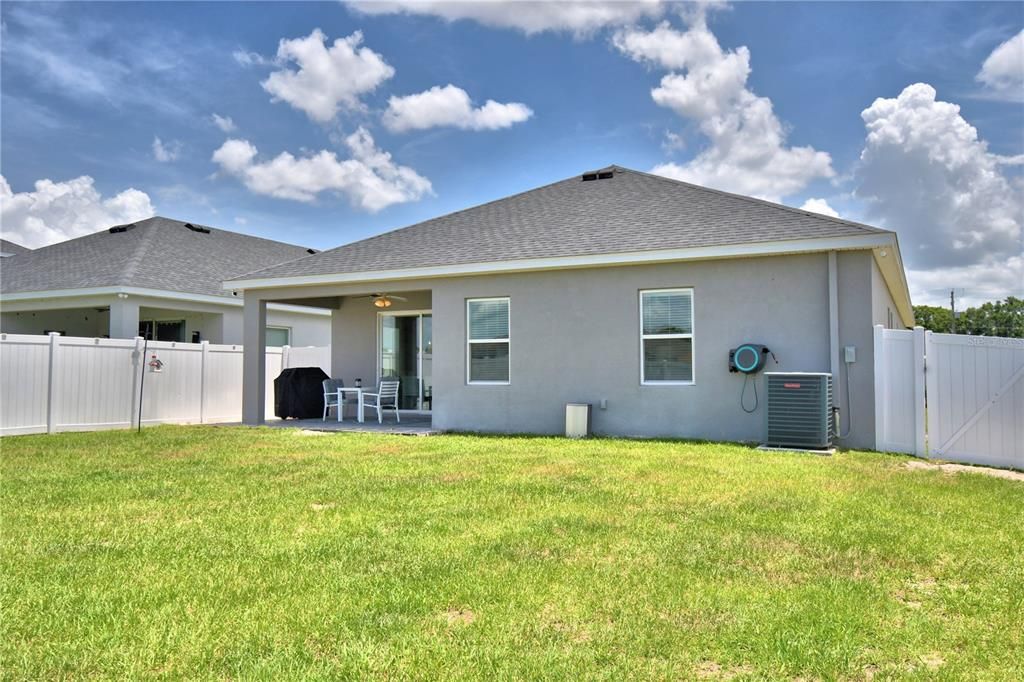 For Sale: $369,000 (4 beds, 2 baths, 2062 Square Feet)