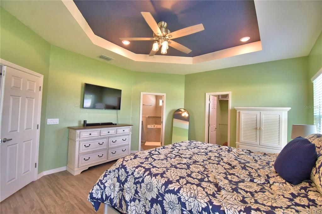 For Sale: $369,000 (4 beds, 2 baths, 2062 Square Feet)