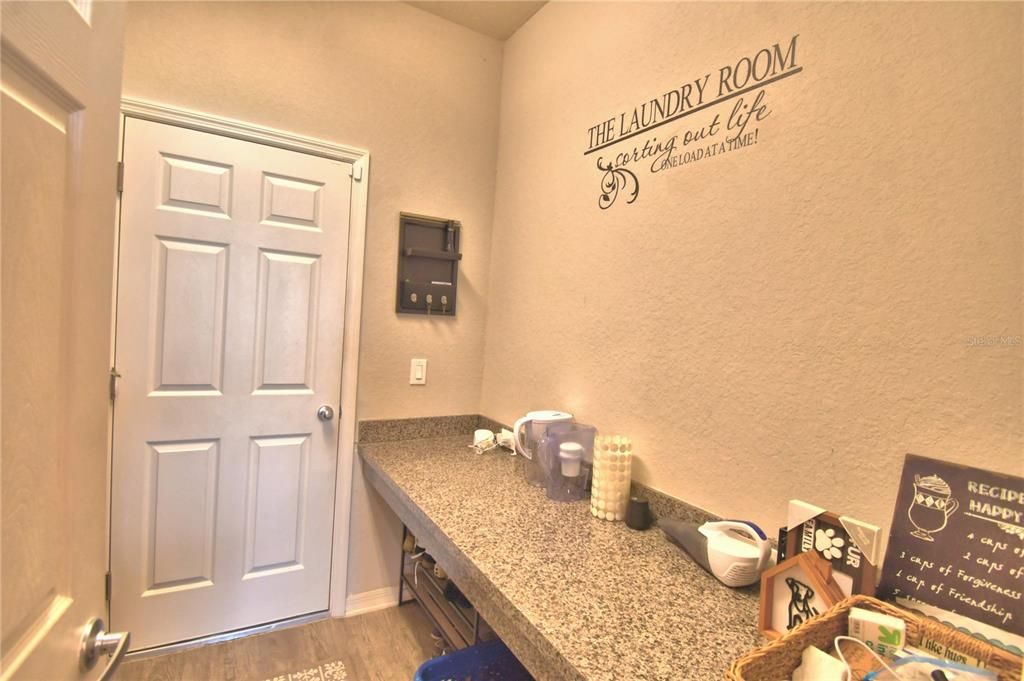 For Sale: $369,000 (4 beds, 2 baths, 2062 Square Feet)