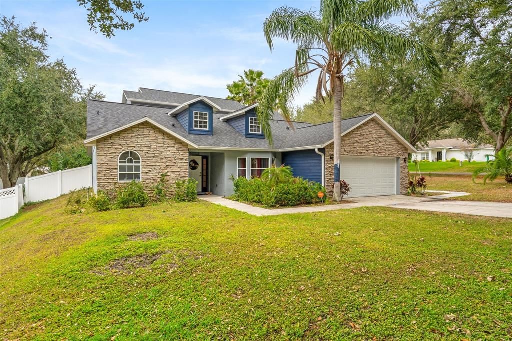 For Rent: $3,800 (4 beds, 3 baths, 2666 Square Feet)