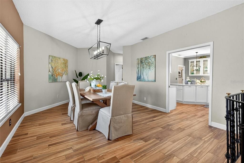 For Sale: $560,000 (3 beds, 2 baths, 1903 Square Feet)