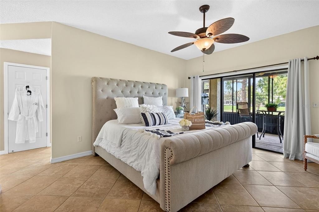 For Sale: $560,000 (3 beds, 2 baths, 1903 Square Feet)