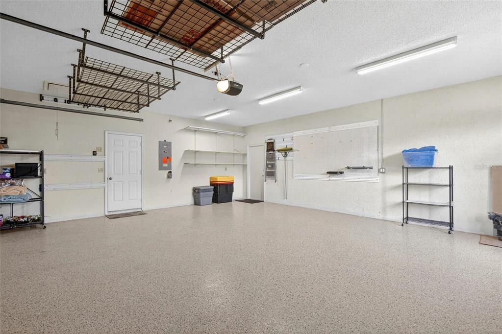 For Sale: $560,000 (3 beds, 2 baths, 1903 Square Feet)