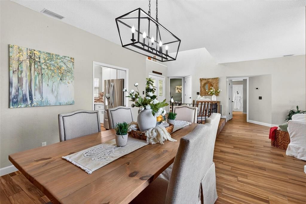 For Sale: $560,000 (3 beds, 2 baths, 1903 Square Feet)