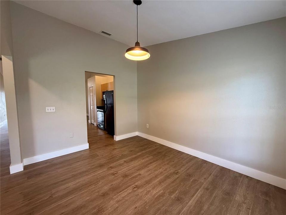 En Renta: $1,895 (3 camas, 2 baños, 1744 Pies cuadrados)
