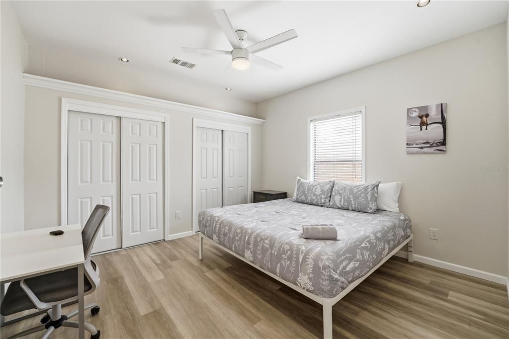 For Sale: $499,999 (3 beds, 2 baths, 1336 Square Feet)
