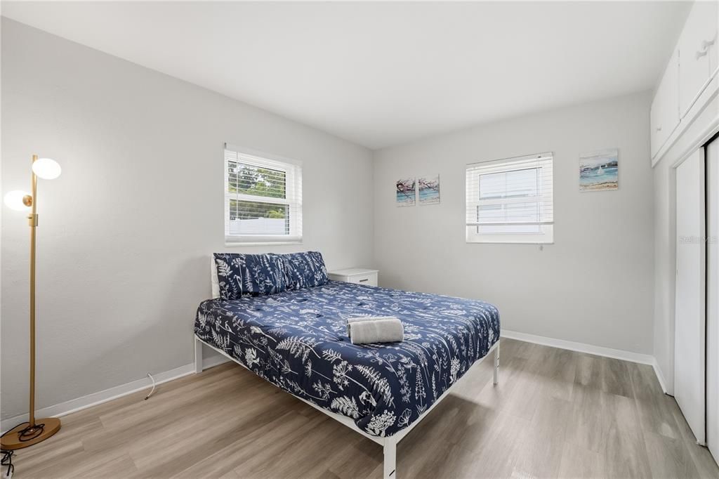For Sale: $499,999 (3 beds, 2 baths, 1336 Square Feet)