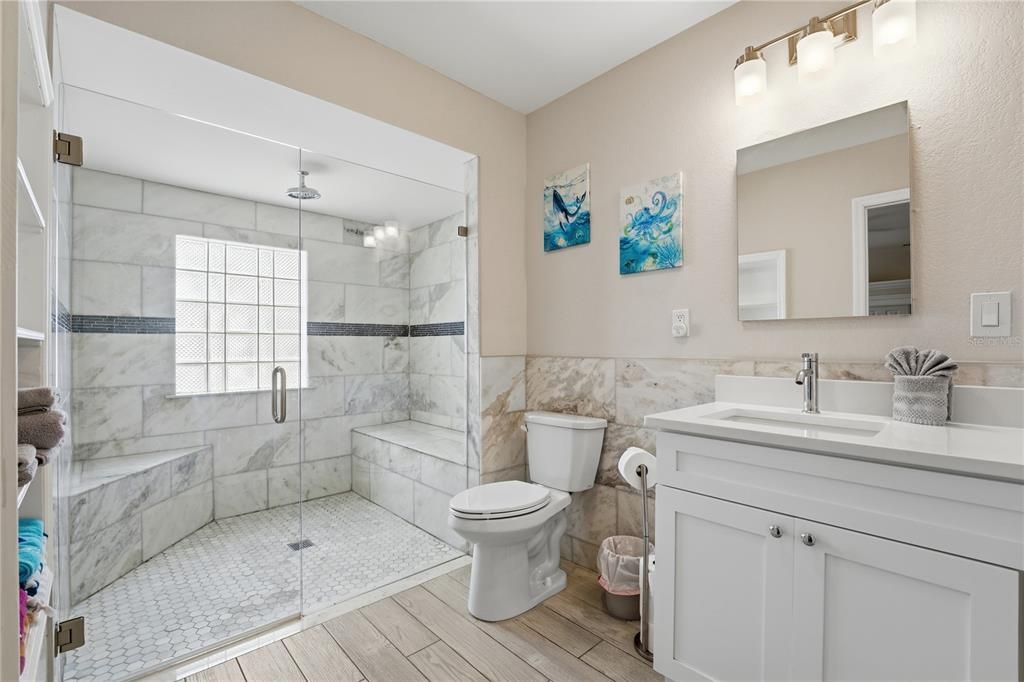For Sale: $499,999 (3 beds, 2 baths, 1336 Square Feet)