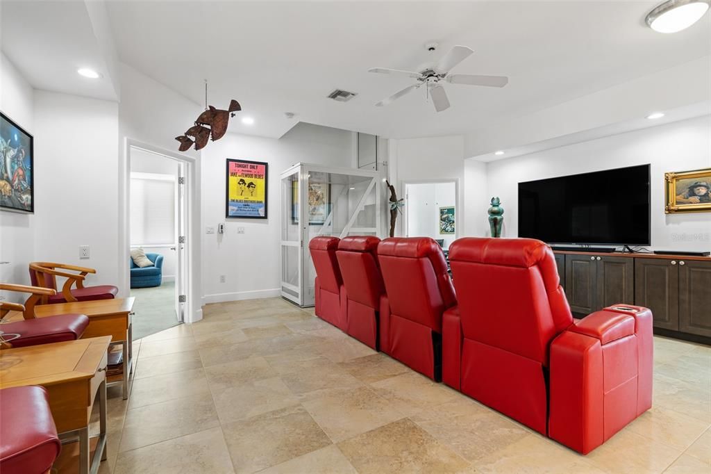 For Sale: $3,499,000 (5 beds, 4 baths, 4636 Square Feet)