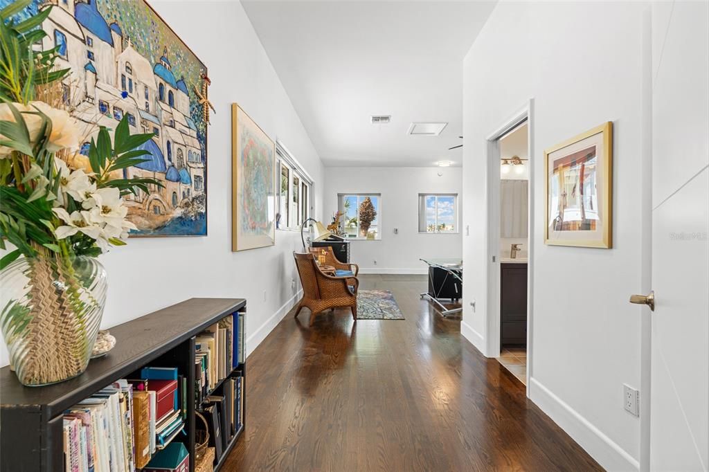 For Sale: $3,499,000 (5 beds, 4 baths, 4636 Square Feet)