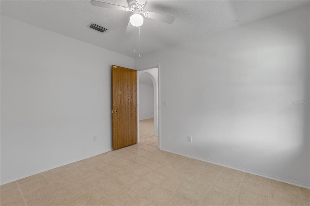 Active With Contract: $315,000 (3 beds, 2 baths, 1412 Square Feet)