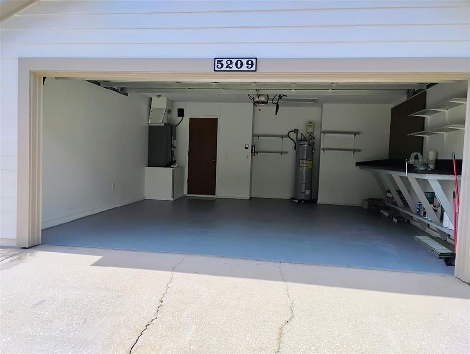 Active With Contract: $315,000 (3 beds, 2 baths, 1412 Square Feet)