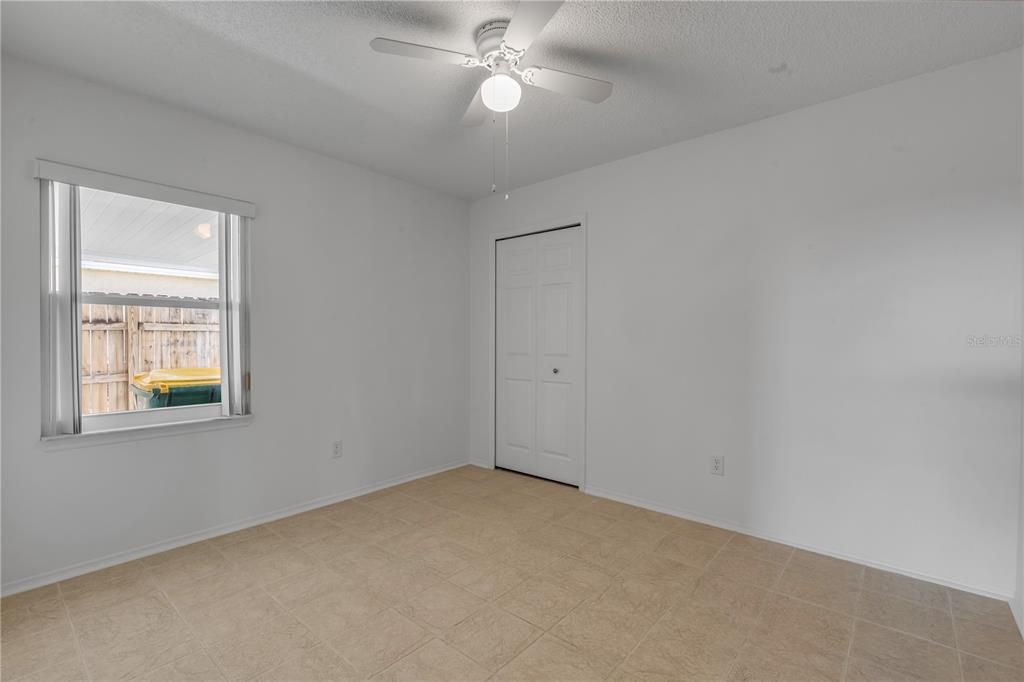 Active With Contract: $315,000 (3 beds, 2 baths, 1412 Square Feet)