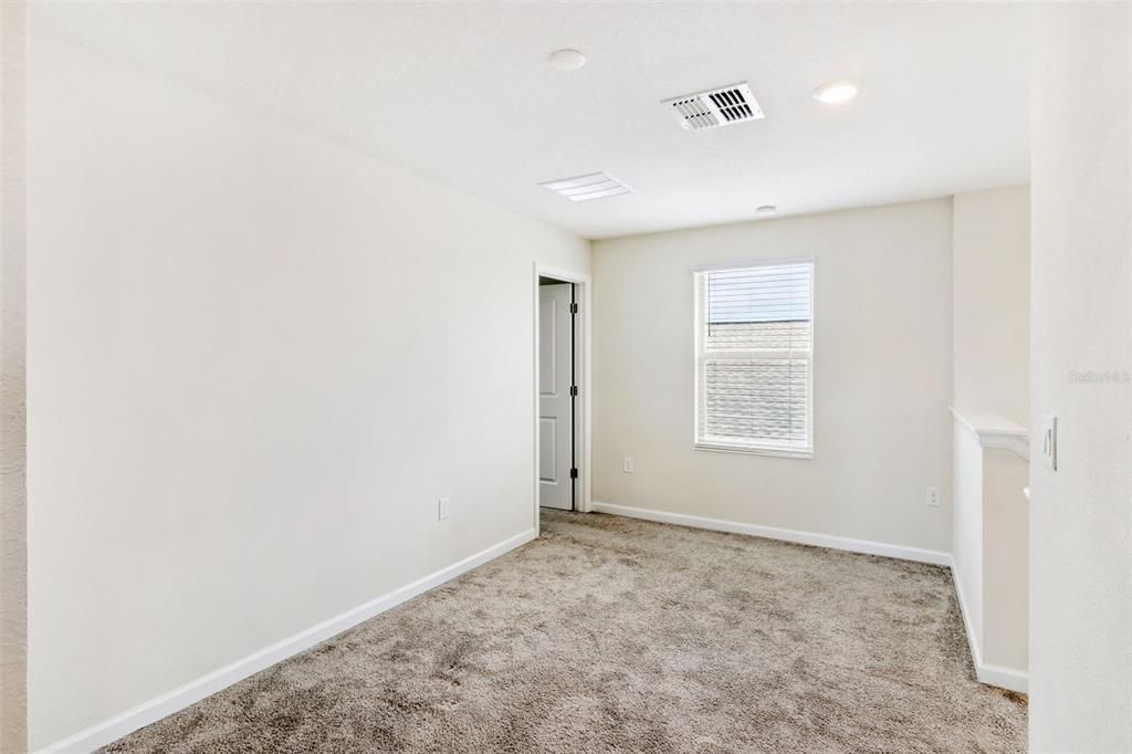 For Sale: $329,900 (4 beds, 2 baths, 1677 Square Feet)