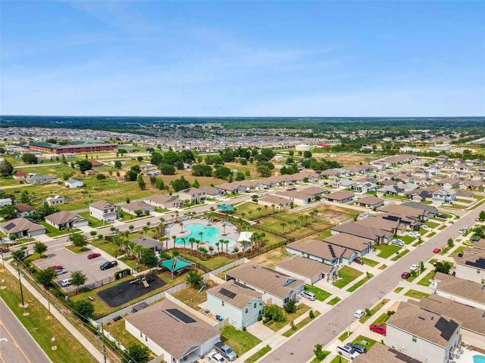 For Sale: $329,900 (4 beds, 2 baths, 1677 Square Feet)