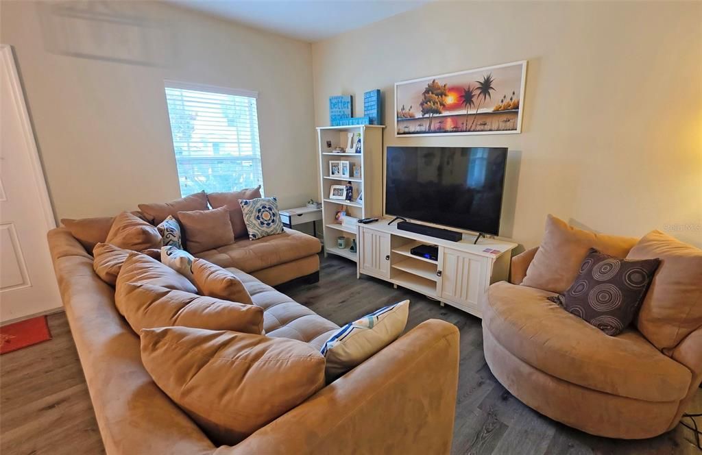 For Sale: $249,000 (3 beds, 2 baths, 1540 Square Feet)
