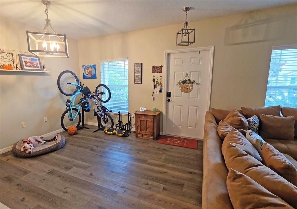 For Sale: $249,000 (3 beds, 2 baths, 1540 Square Feet)