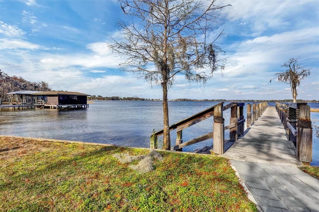 For Sale: $1,100,000 (4 beds, 3 baths, 3419 Square Feet)