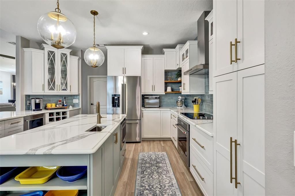 For Sale: $1,100,000 (4 beds, 3 baths, 3419 Square Feet)