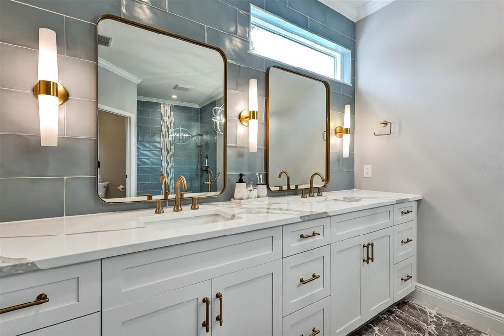 For Sale: $1,100,000 (4 beds, 3 baths, 3419 Square Feet)