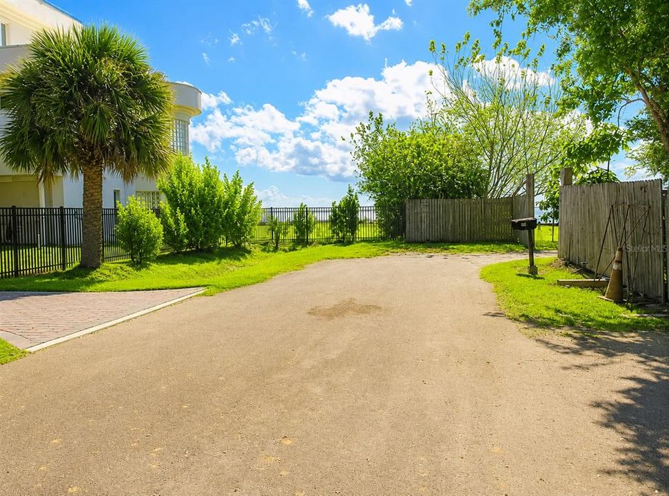 На продажу: $325,000 (1 спален, 1 ванн, 800 Квадратных фут)