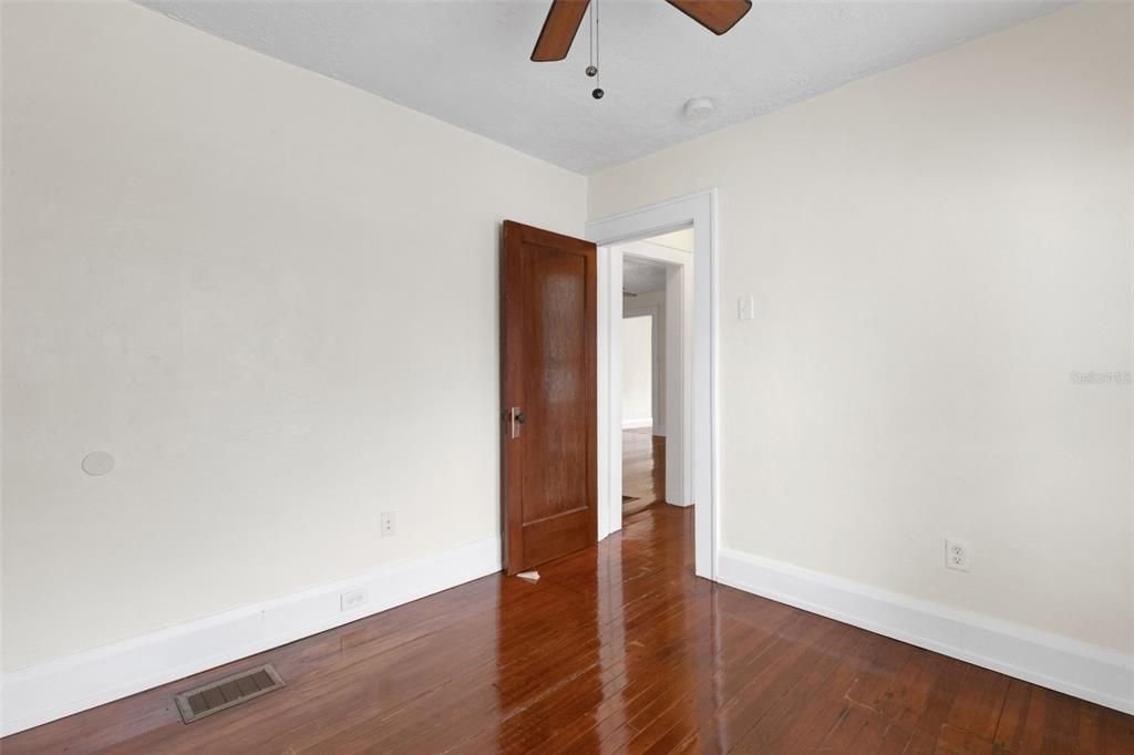 For Sale: $410,000 (4 beds, 0 baths, 2224 Square Feet)